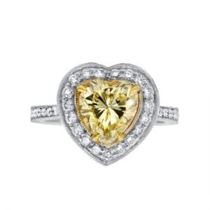 Кольцо с желтым бриллиантом Сердце