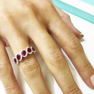 Кольцо с 5 рубинами и бриллиантами - Фото 1