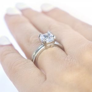 Кольцо двойное с бриллиантом огранки «кушон» - Фото 4