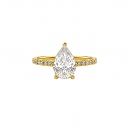 Кольцо солитер из золота с бриллиантом Груша