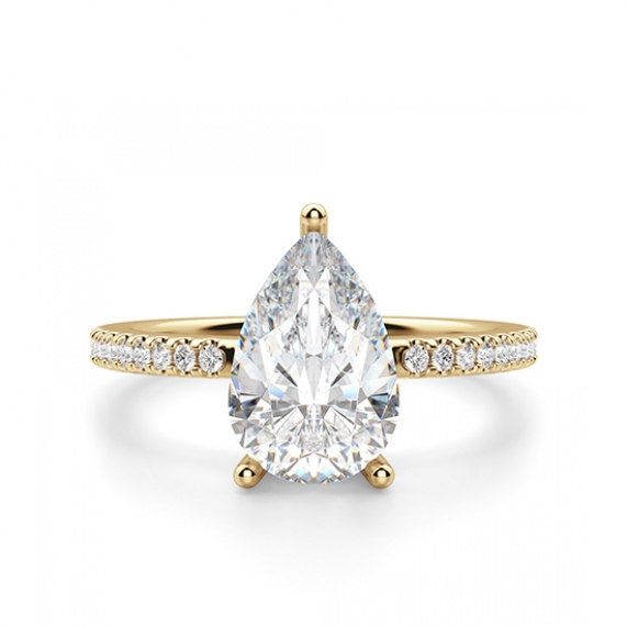 Кольцо с бриллиантом Груша