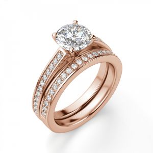 Кольцо из розового золота с бриллиантом и дорожкой - Фото 3