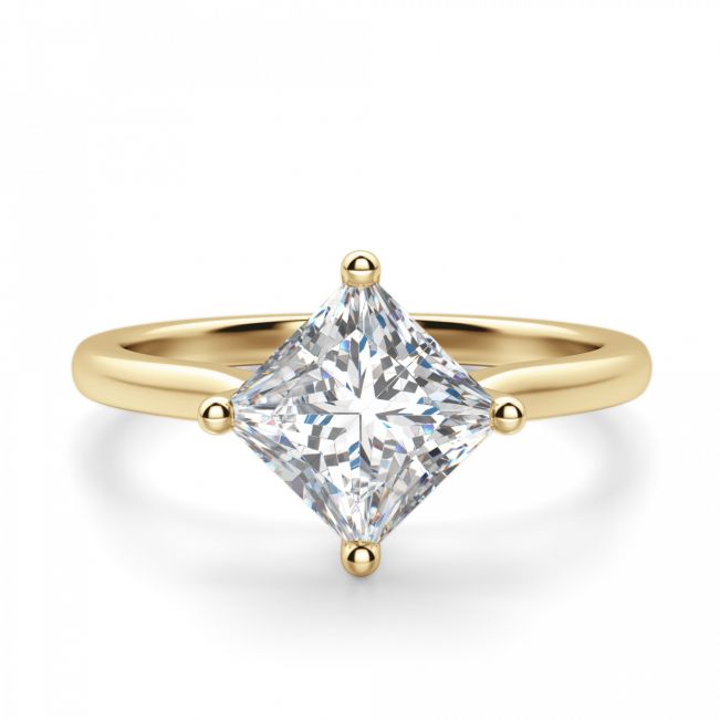Кольцо с перевернутым квадратным бриллиантом из желтого золота