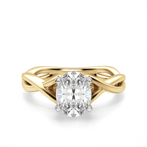 Кольцо золотое с овальным бриллиантом
