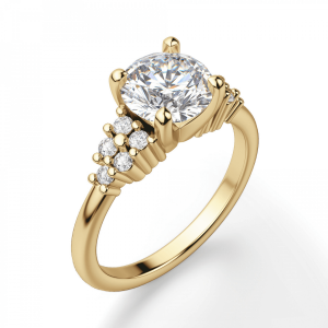 Кольцо золотое с круглым бриллиантами и боковым декором - Фото 3