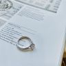 Классическое кольцо с 1 бриллиантом на помолвку, Изображение 4