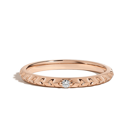 Ребристое обручальное кольцо с бриллиантом, Изображение 1