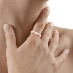 Кольцо дорожка Miel с бриллиантами в сотах - Фото 3