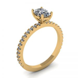 Кольцо с овальным бриллиантом и паве по бокам  - Фото 3