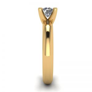 Кольцо с бриллиантом 0.4 в широкой шинке в желтом золоте - Фото 2
