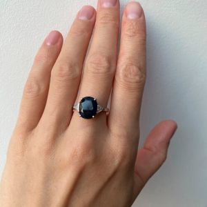 Кольцо с сапфиром 6 карат и боковыми бриллиантами - Фото 3