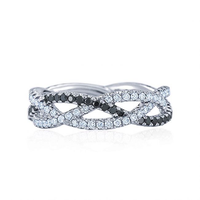 Плетеное кольцо с черными и белыми бриллиантами