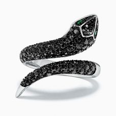 Кольцо с черными бриллиантами и изумрудами