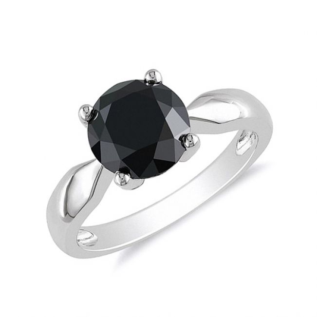 Кольцо с черным бриллиантом 8 мм