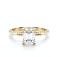 Золотое кольцо c бриллиантом эмеральд c двойным паве