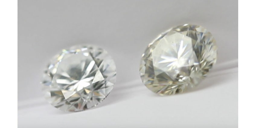 Муассанит или натуральный бриллиант - что лучше?